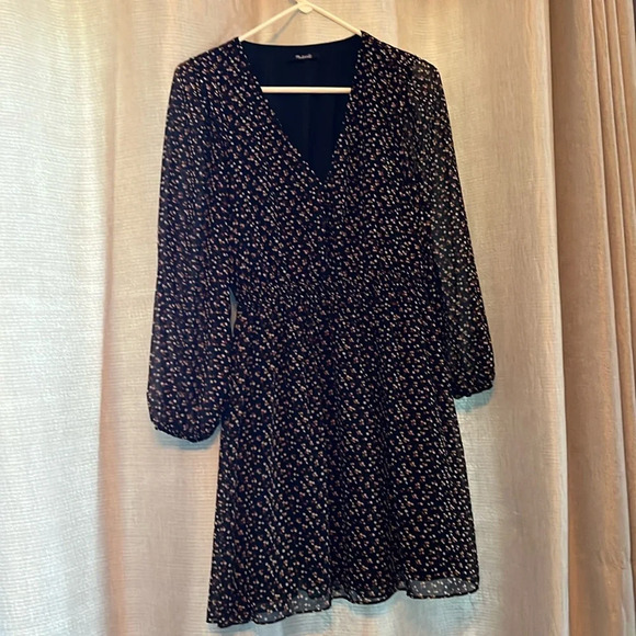 Madewell, beautiful excellent condition Georgette dress  extra small/pet… - Picture 3 of 9